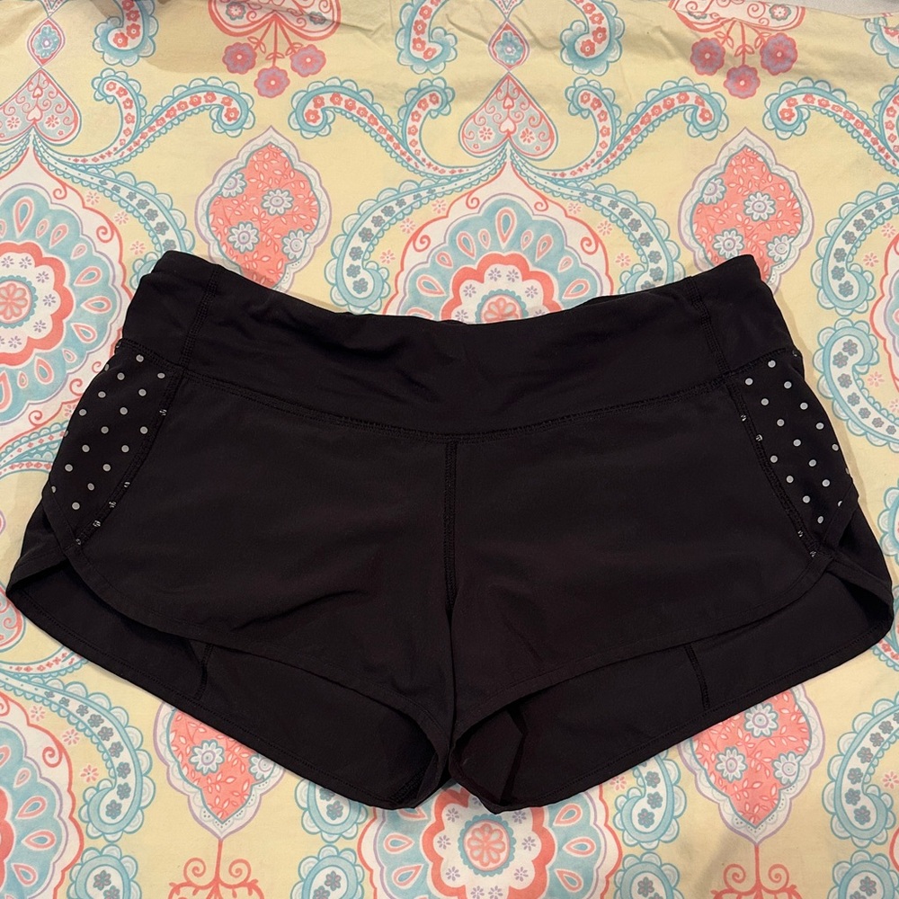 Lululemon Black Athletic Short - Picture 3 of 5